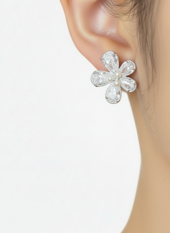 5 Petal Zirconia Flowers with Faux Pearl Detailing