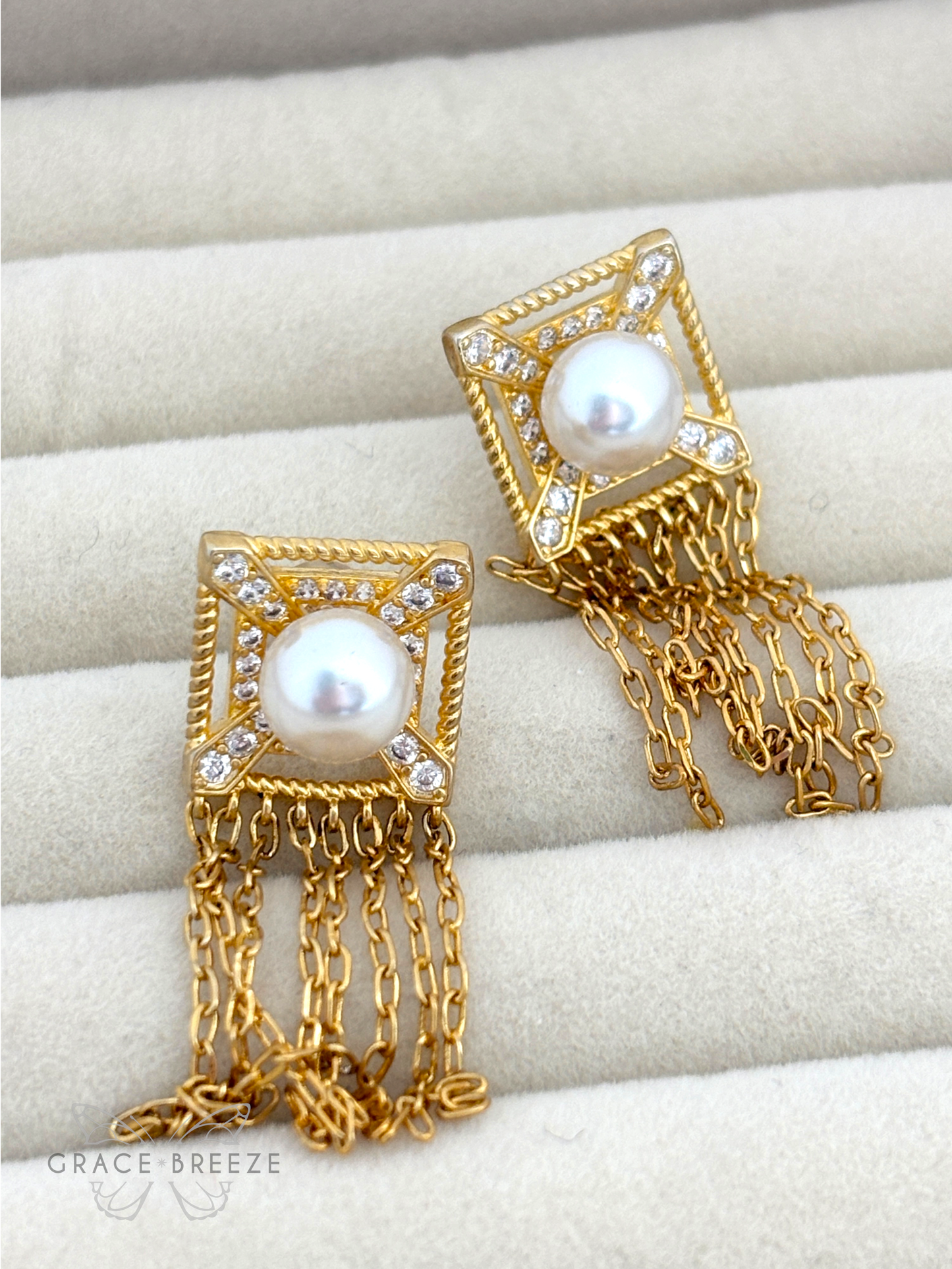 Vintage Gold Tassel Pearl Earrings