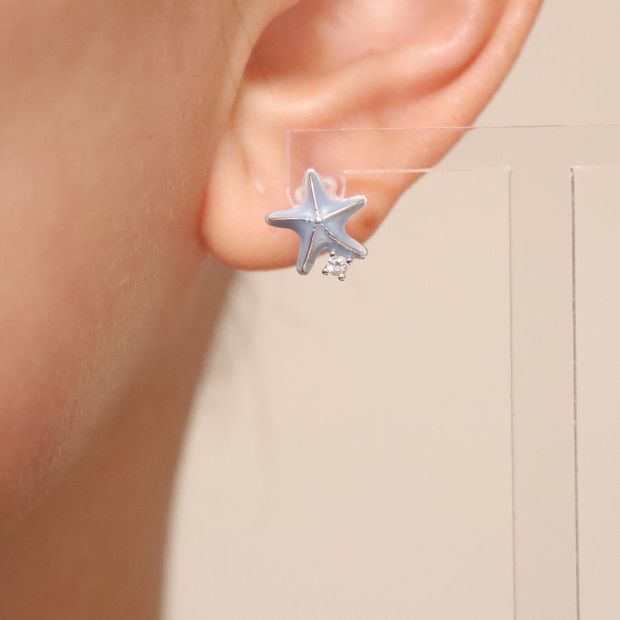 Studs/ small earrings