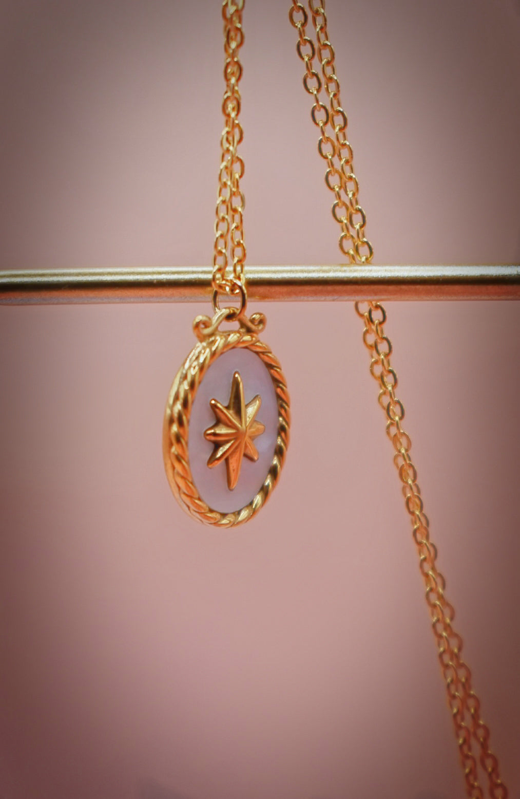 Star Framed Gold Oval Pendant Necklace