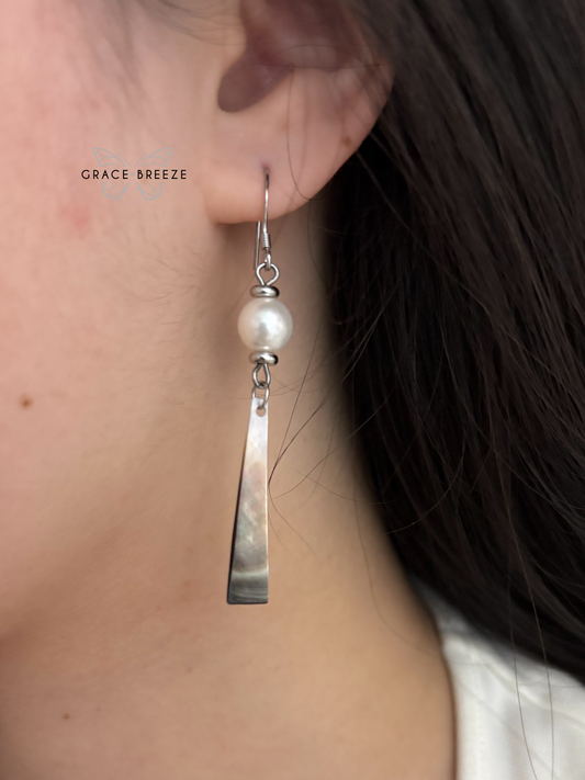 Fallen Pearl Silver Earrings