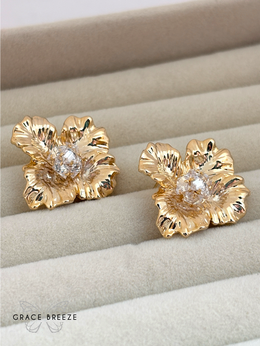 Golden Statement Open Flower Gold-plated Earrings